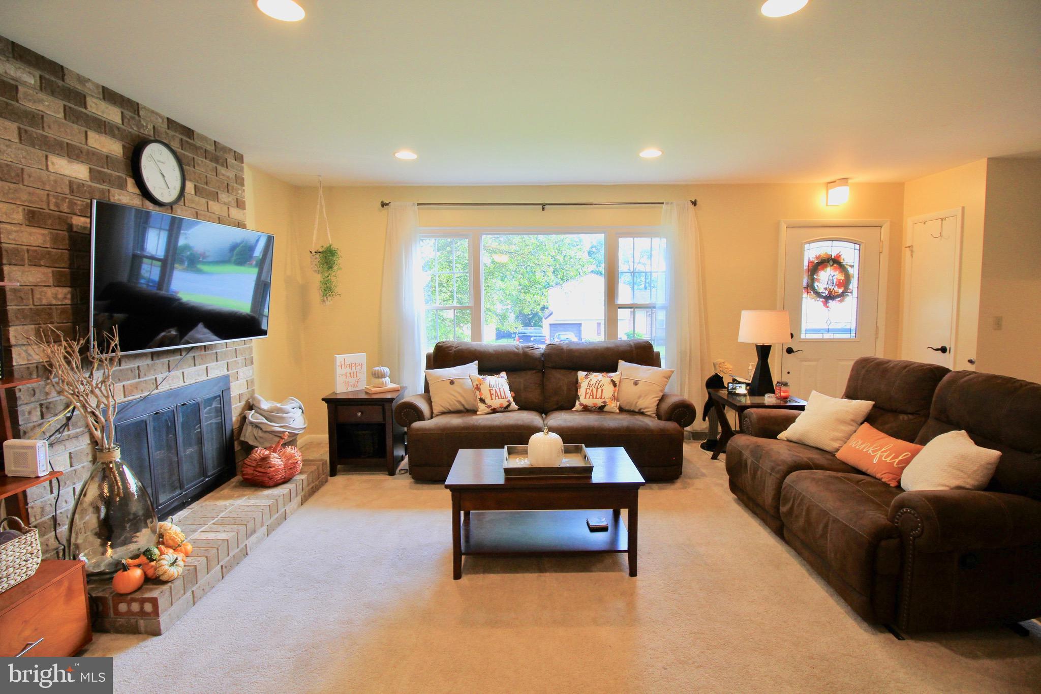 5166 Erie Road Harrisburg, PA 17111 - Photo 7 of 33 Gallery Image 7