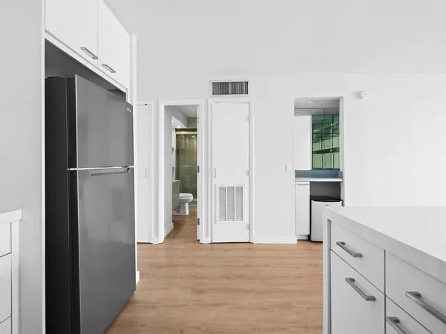 $525,000 | 5 Island Avenue, Unit 12B, Miami Beach, FL 33139