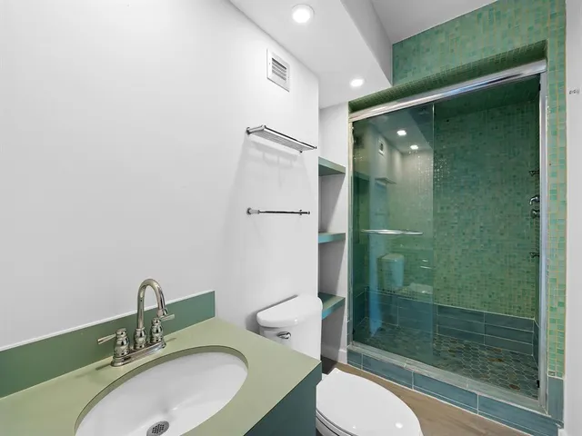 $525,000 | 5 Island Avenue, Unit 12B, Miami Beach, FL 33139