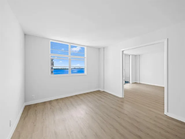 $525,000 | 5 Island Avenue, Unit 12B, Miami Beach, FL 33139