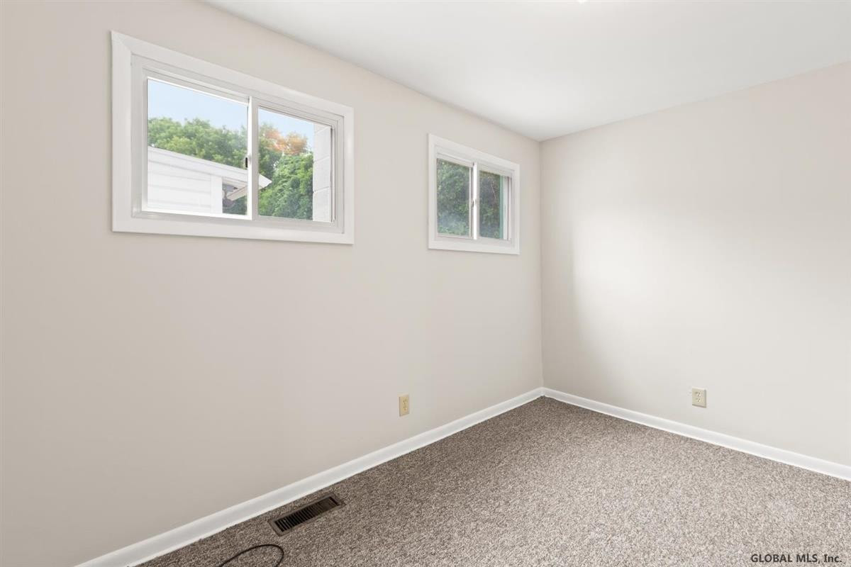 336 Riverview Road Rexford, NY 12148 - Photo 33 of 63 Photo 33