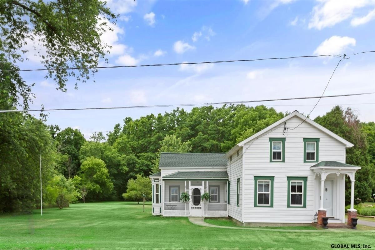 336 Riverview Road Rexford, NY 12148 - Photo 7 of 63 Photo 7