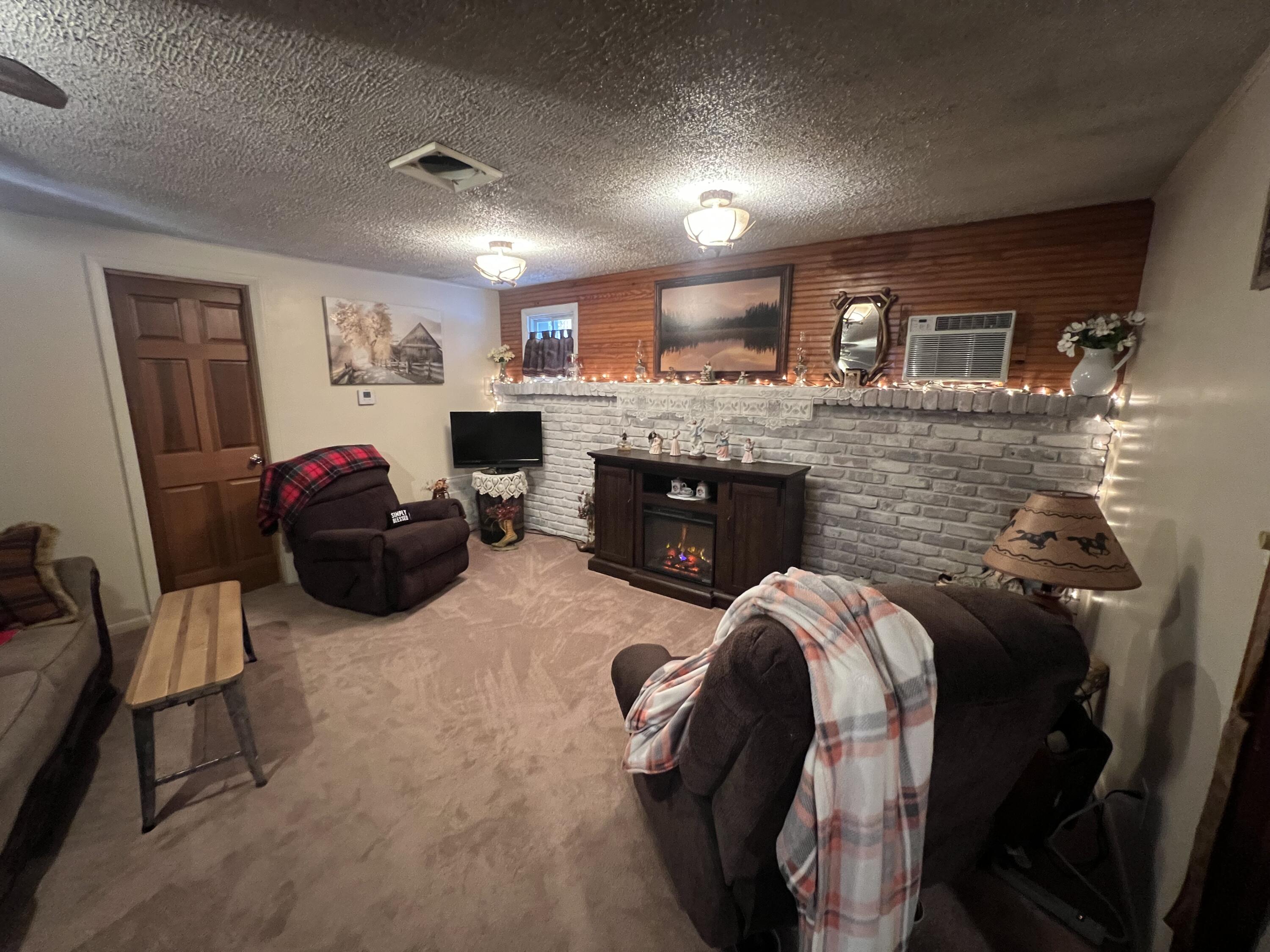 104 Cardinal Drive Coldwater, MI 49036 - Photo 8 of 23 IMG_5742