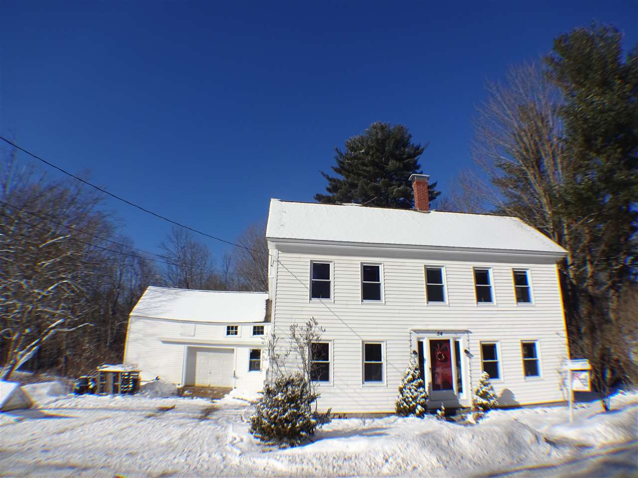 54 Old Deerfield Road Candia, NH 03034 - Photo 1 of 16