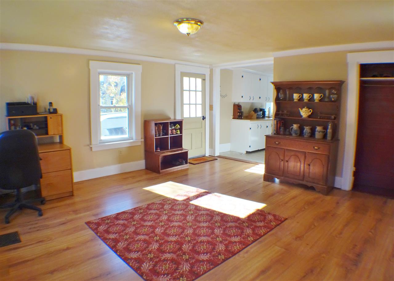 54 Old Deerfield Road Candia, NH 03034 - Photo 2 of 16