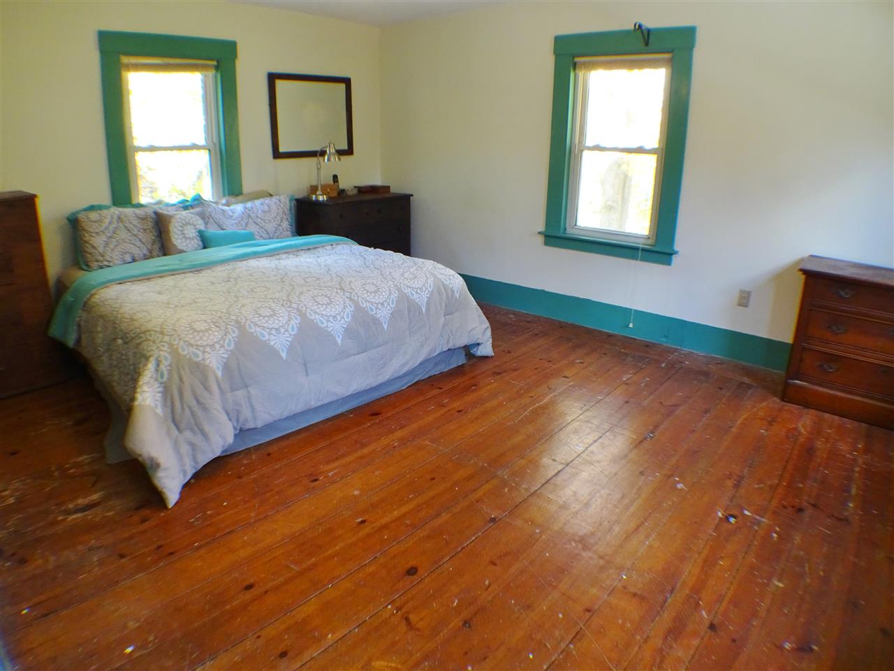 54 Old Deerfield Road Candia, NH 03034 - Photo 11 of 16