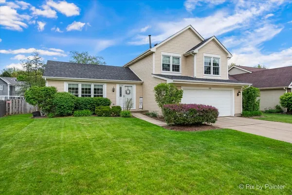 $539,900 | 113 North Bristol Drive, Bloomingdale, IL 60108