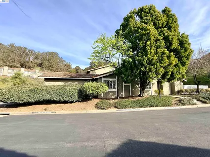 $778,000 | 123 Ironwood, Oakland, CA 94605