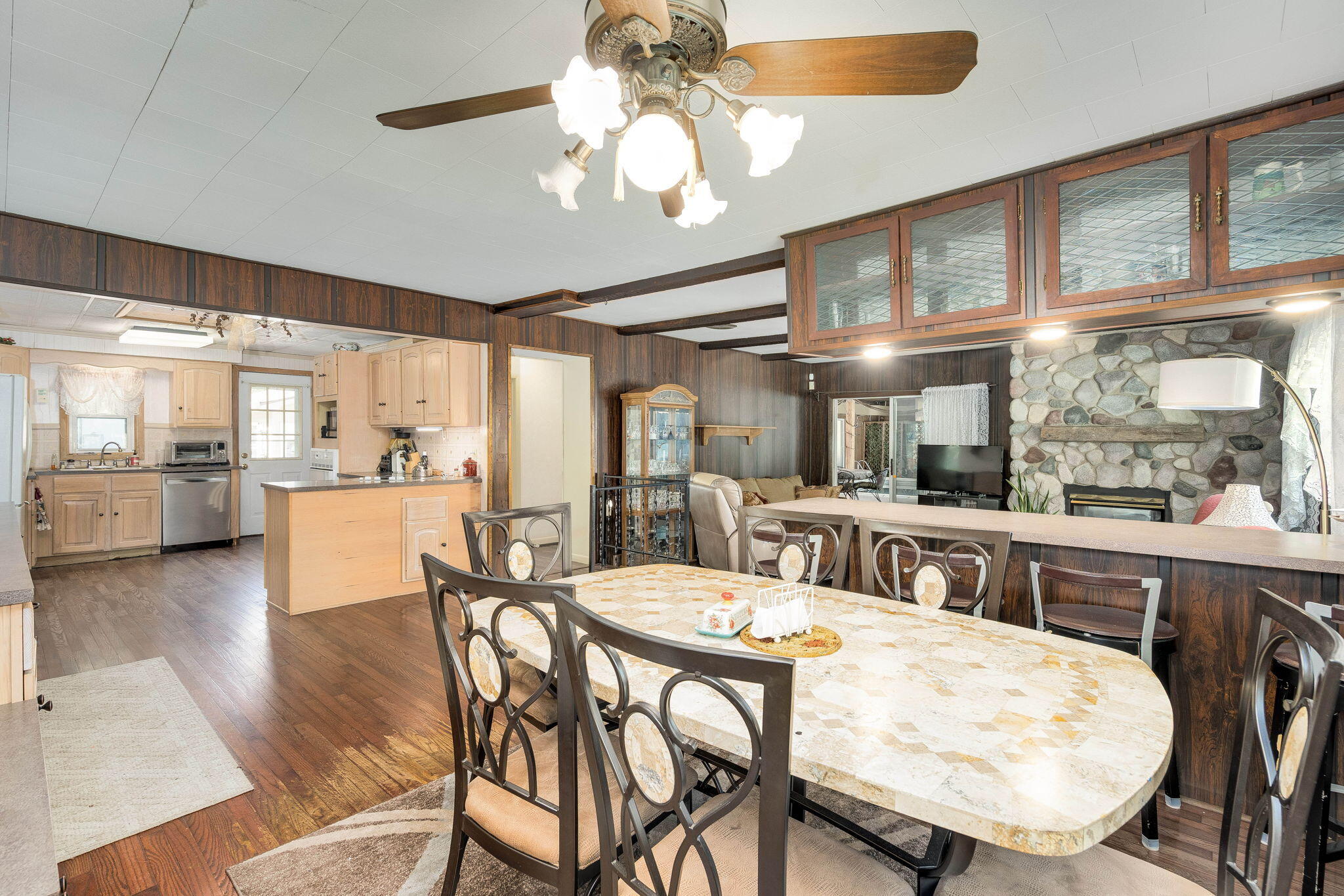 12304 Ferden Road Chesaning, MI 48616 - Photo 48 of 70 50-web-or-mls-Interiors (19 of 47)