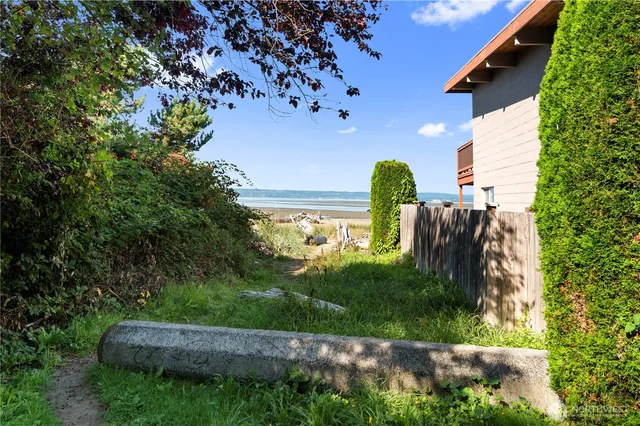 $649,999 | 18826 94th Drive Northwest, Stanwood, WA 98292