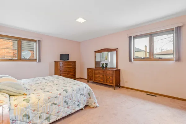 $499,627 | 1483 Heather Lane, Des Plaines, IL 60018