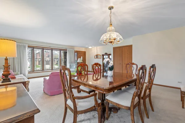 $499,627 | 1483 Heather Lane, Des Plaines, IL 60018