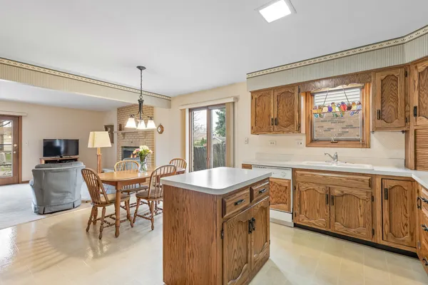 $499,627 | 1483 Heather Lane, Des Plaines, IL 60018