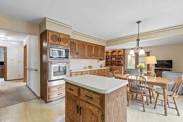 $499,627 | 1483 Heather Lane, Des Plaines, IL 60018