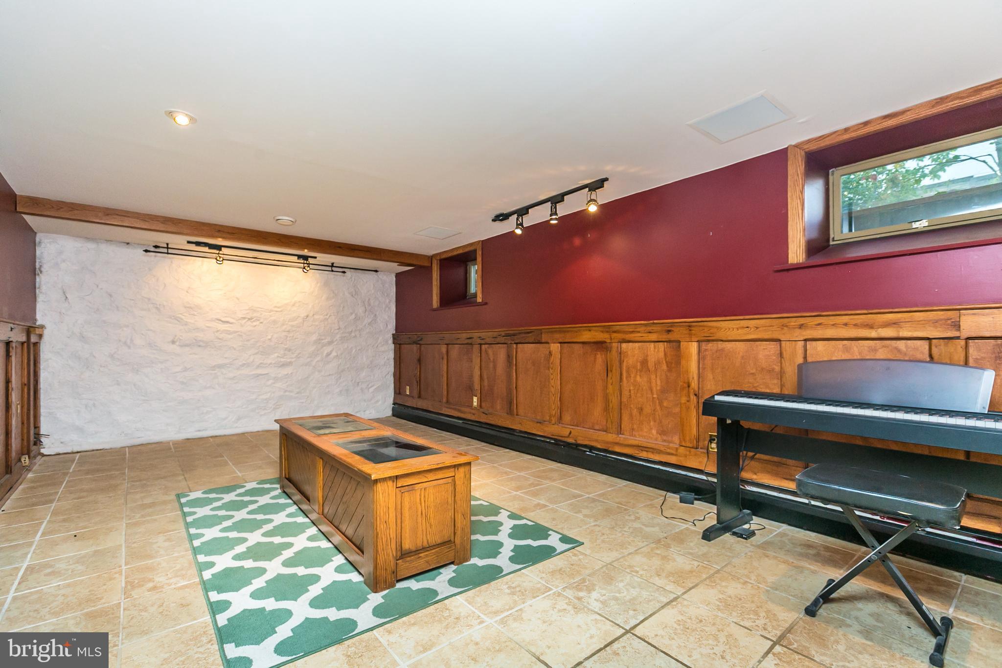 104 Enfield Road Baltimore, MD 21212 - Photo 34 of 43