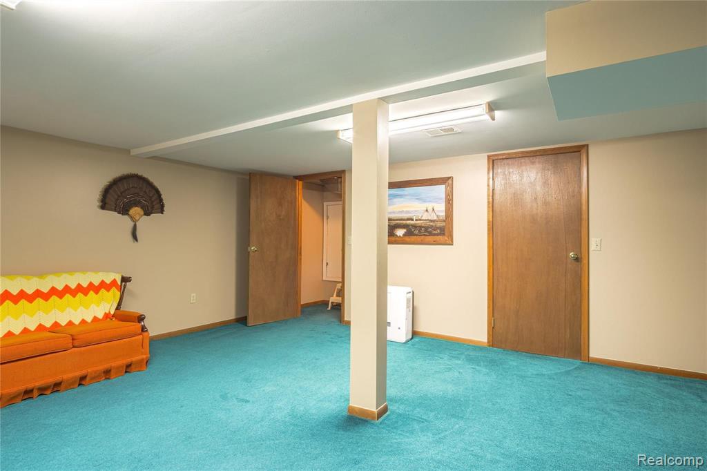 7302 Silver Lake Road Linden, MI 48451 - Photo 24 of 40