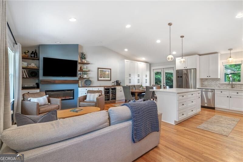 2708 Frontier Trail Atlanta, GA 30341 - Photo 7 of 51