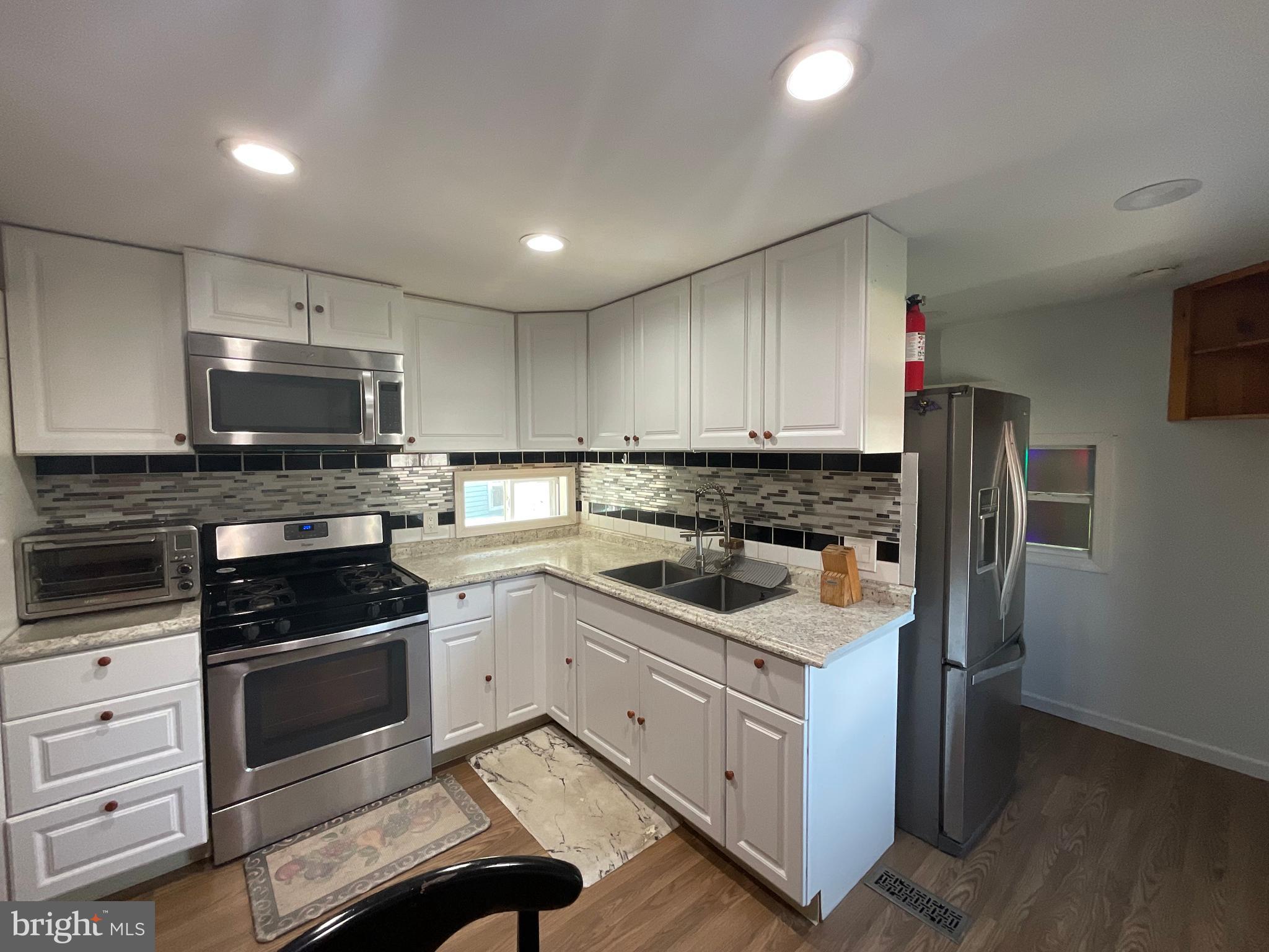 225 Park Road Sicklerville, NJ 08081 - Photo 6 of 20 Gallery Image 6