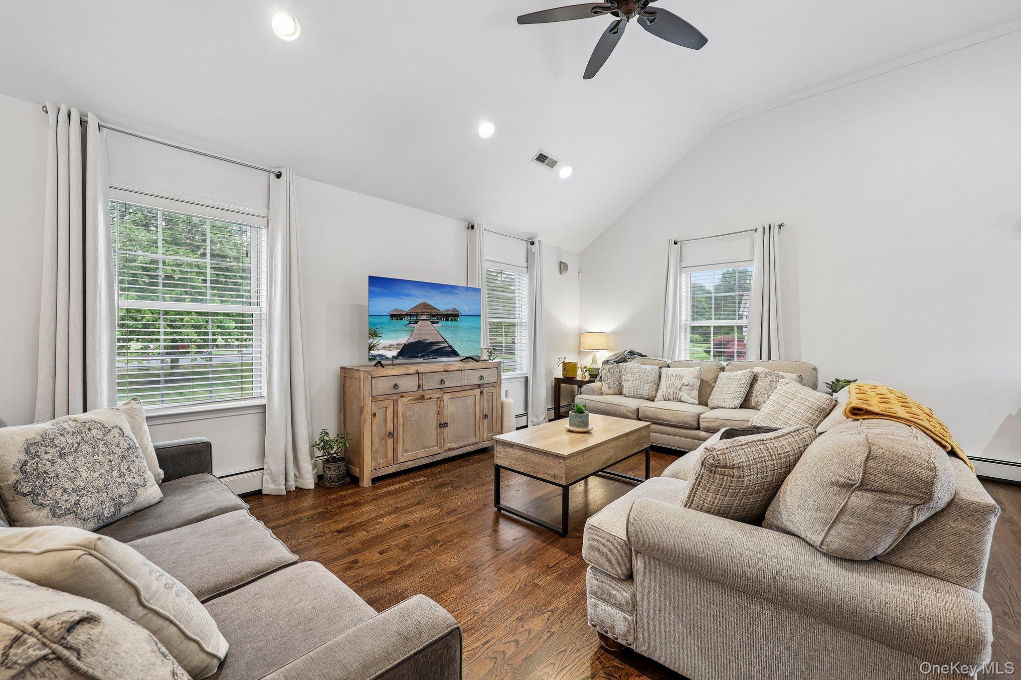 4 Lira Street Wallkill, NY 12589 - Photo 4 of 48