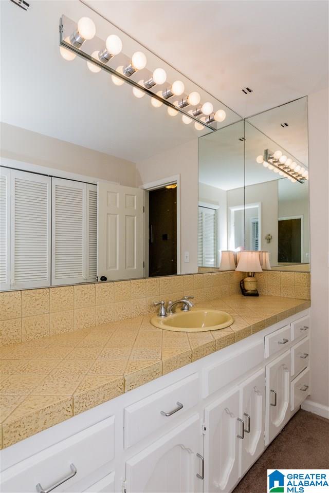 1330 Anglewood Drive Birmingham, AL 35216 - Photo 28 of 50