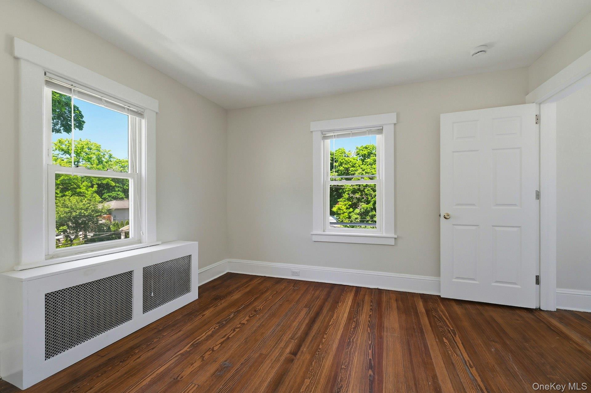 12 Chester Street Locust Valley, NY 11560 - Photo 16 of 31 Second floor