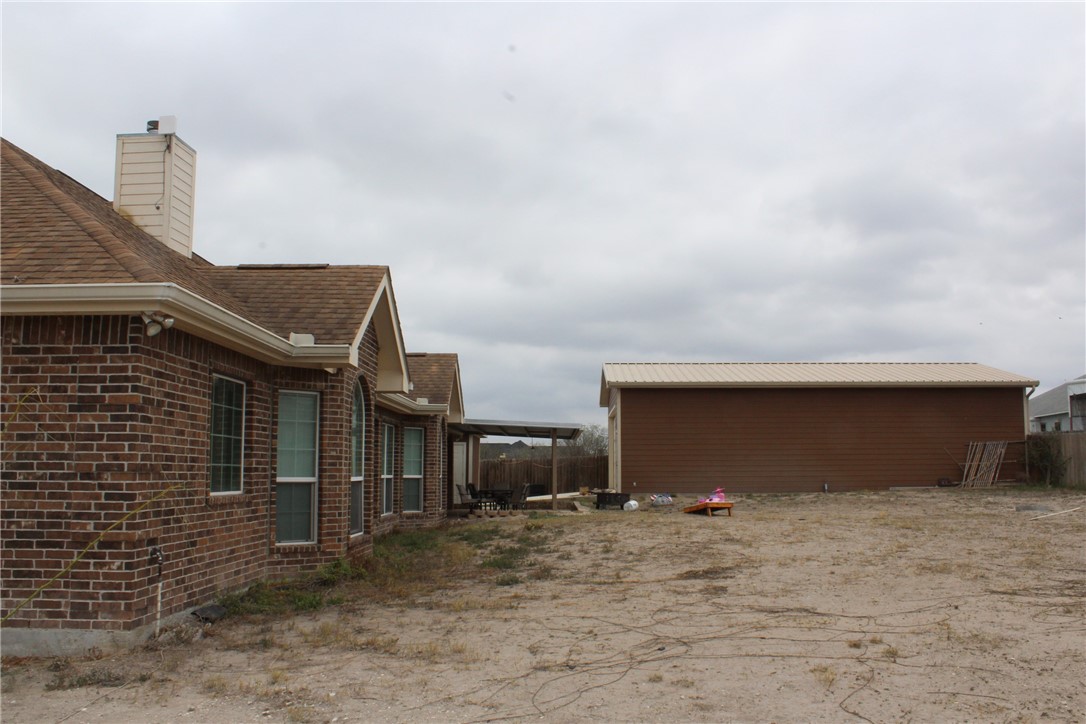 137 Lk Vw Terrace Three Rivers, TX 78071 - Photo 3 of 5