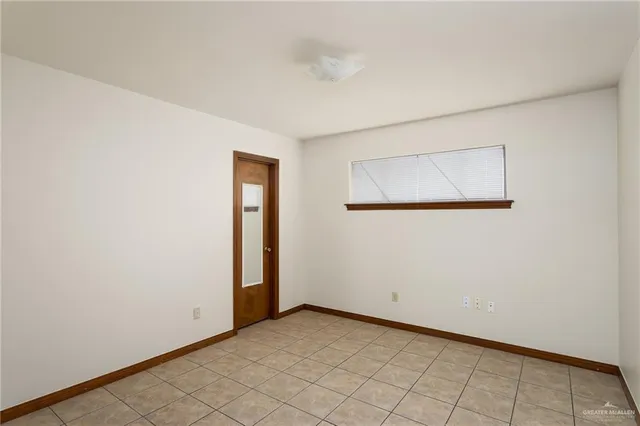 $1,695 | 6609 North 16th Street, McAllen, TX 78504