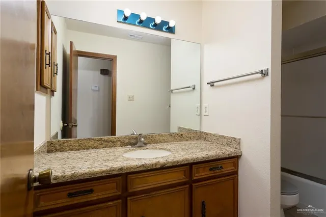 $1,695 | 6609 North 16th Street, McAllen, TX 78504