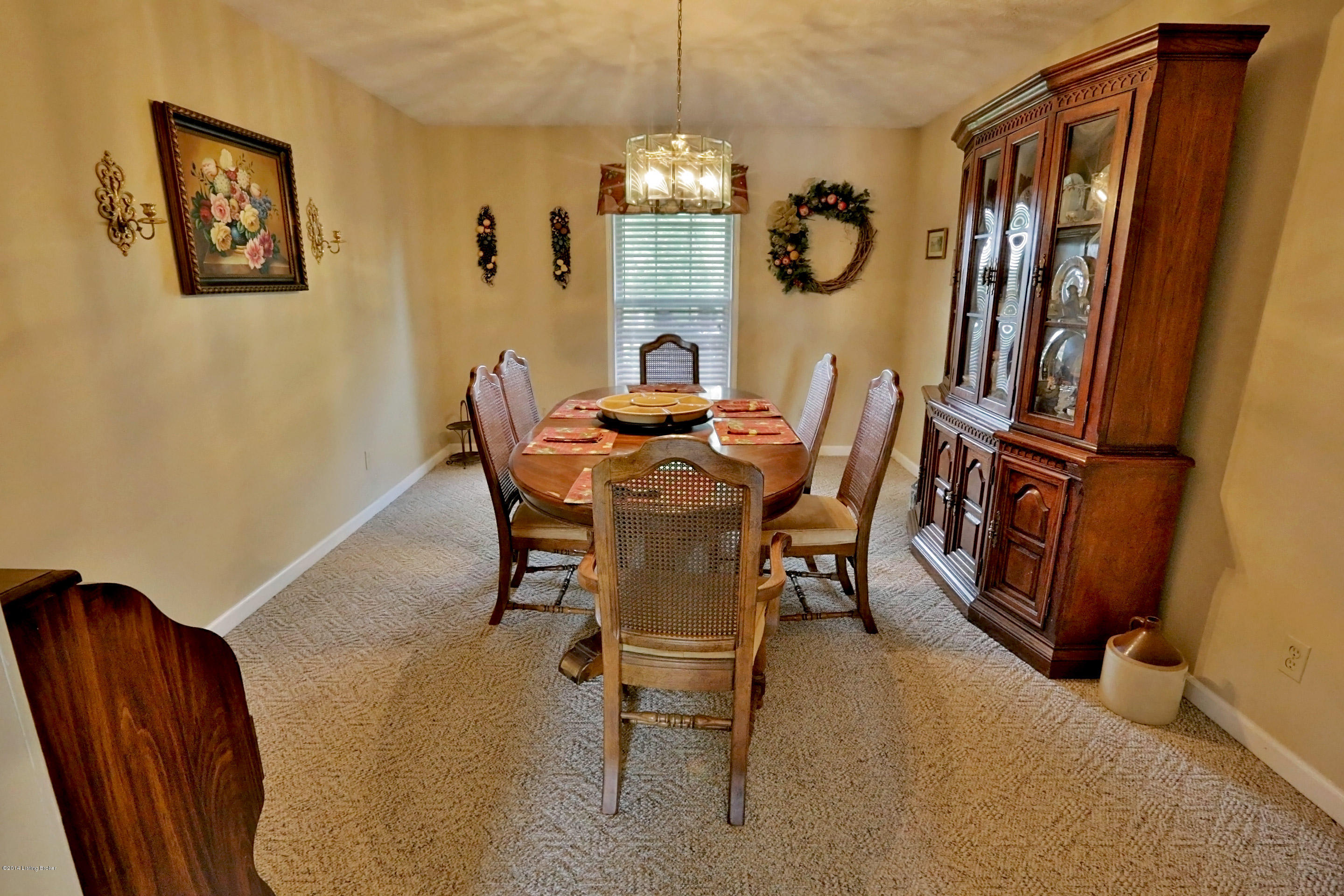 10725 Frankfort Road Waddy, KY 40076 - Photo 9 of 28 dining-room