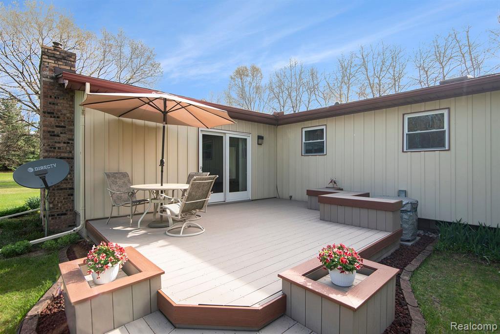 11093 Linden Road Fenton, MI 48430 - Photo 22 of 36