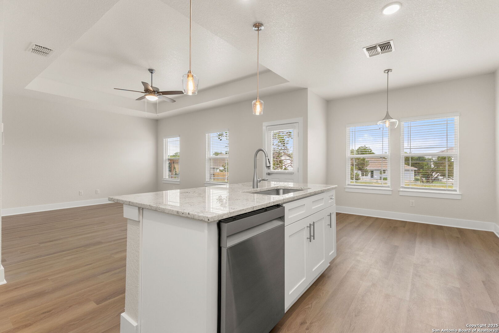 952 Rimrock Cove Spring Branch, TX 78070 - Photo 8 of 40