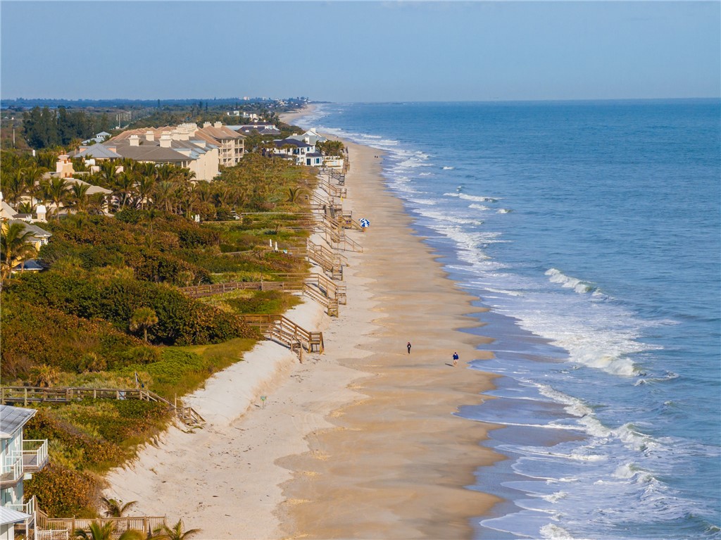 1830 East Sandpiper Road Vero Beach, FL 32963 - Photo 36 of 36 a view of an ocean