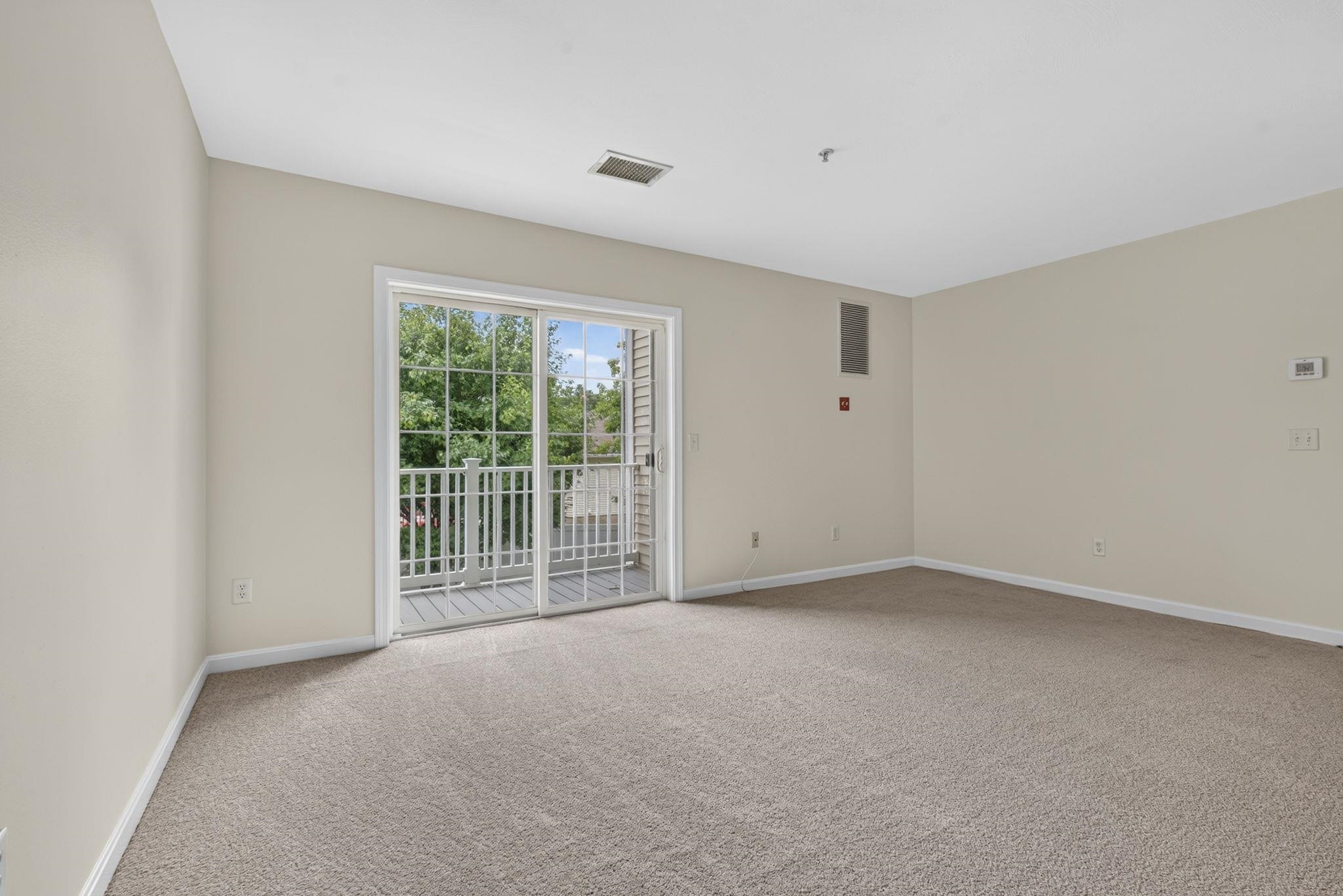 65 Fordway Extension, Unit 202 Derry, NH 03038 - Photo 11 of 32