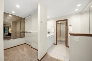 $799,000 | 2130 Mallard Drive, Northbrook, IL 60062