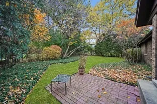 $799,000 | 2130 Mallard Drive, Northbrook, IL 60062