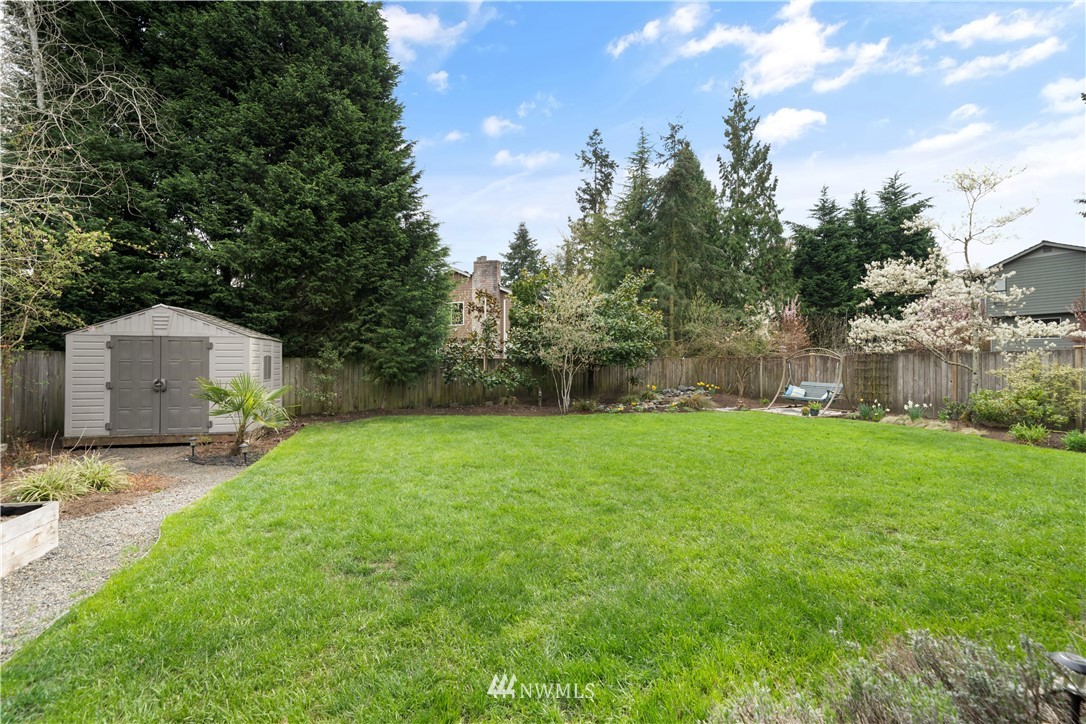 12115 Northeast 163rd Street Bothell, WA 98011 - Photo 21 of 25 Gallery Image 21