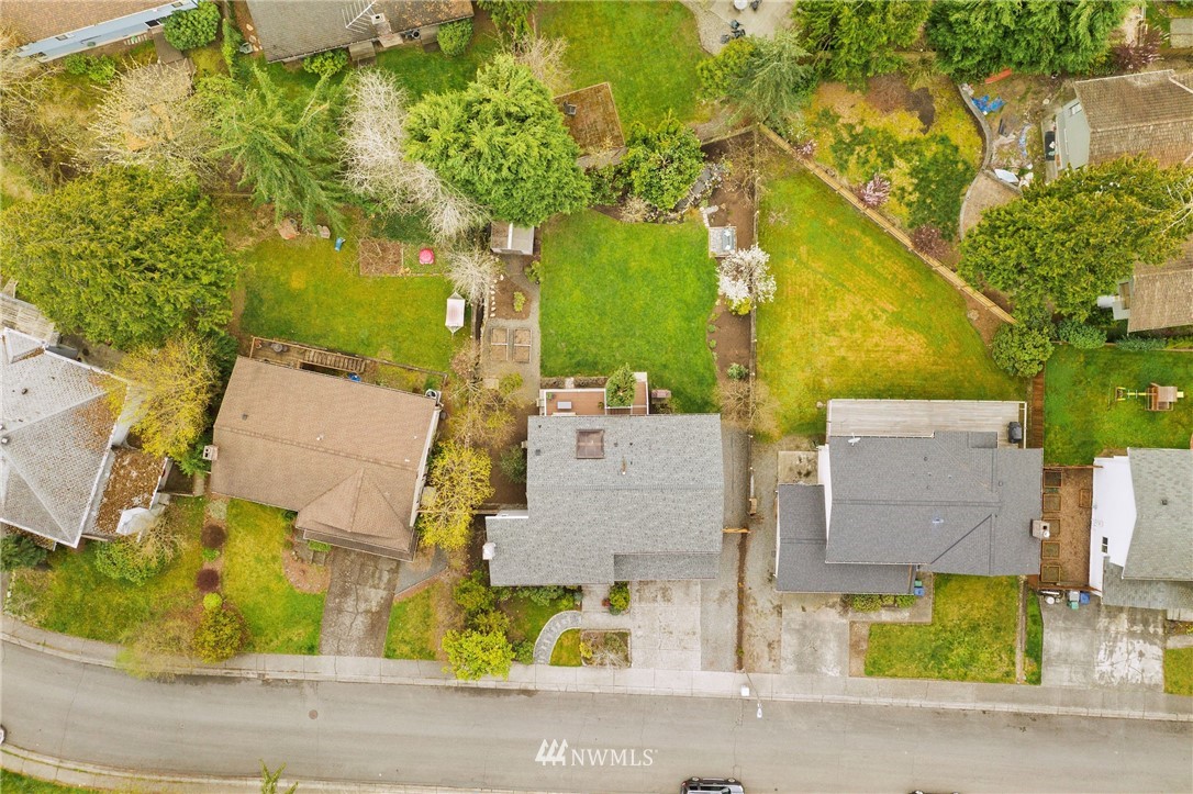 12115 Northeast 163rd Street Bothell, WA 98011 - Photo 24 of 25 Gallery Image 24