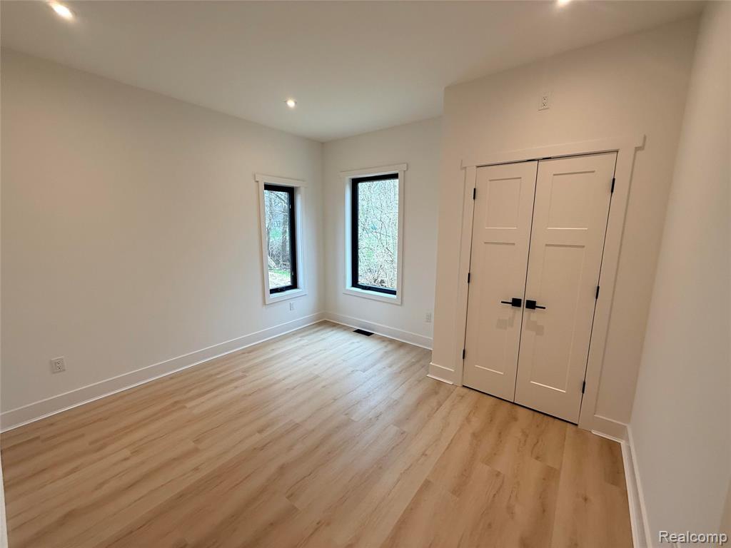 5687 Carroll Lk Road Commerce Township, MI 48382 - Photo 6 of 18