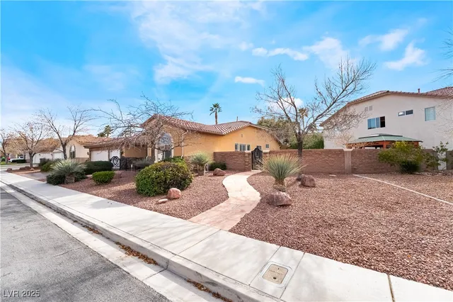 $709,900 | 1026 Belle River Court, Henderson, NV 89052