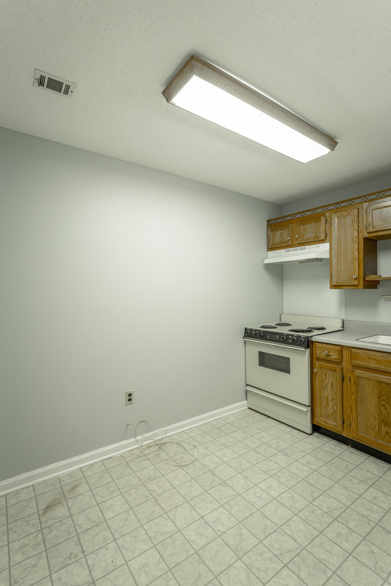 1060 Shallowford Road Chattanooga, TN 37411 - Photo 29 of 35 1060 Shallowford Rd. HD-72
