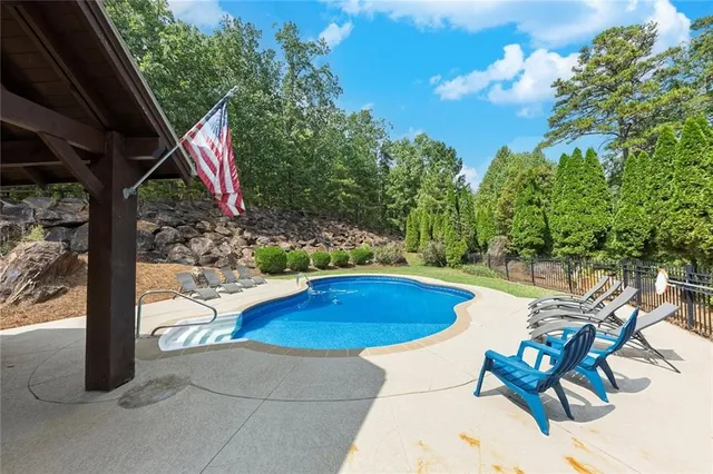 $1,025,000 | 12 Horizon Trail Southeast, Cartersville, GA 30121