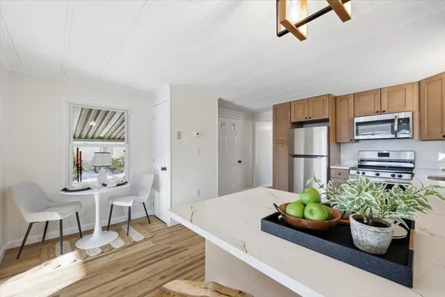 $249,900 | 9 Valley Forge Road, Taunton, MA 02780