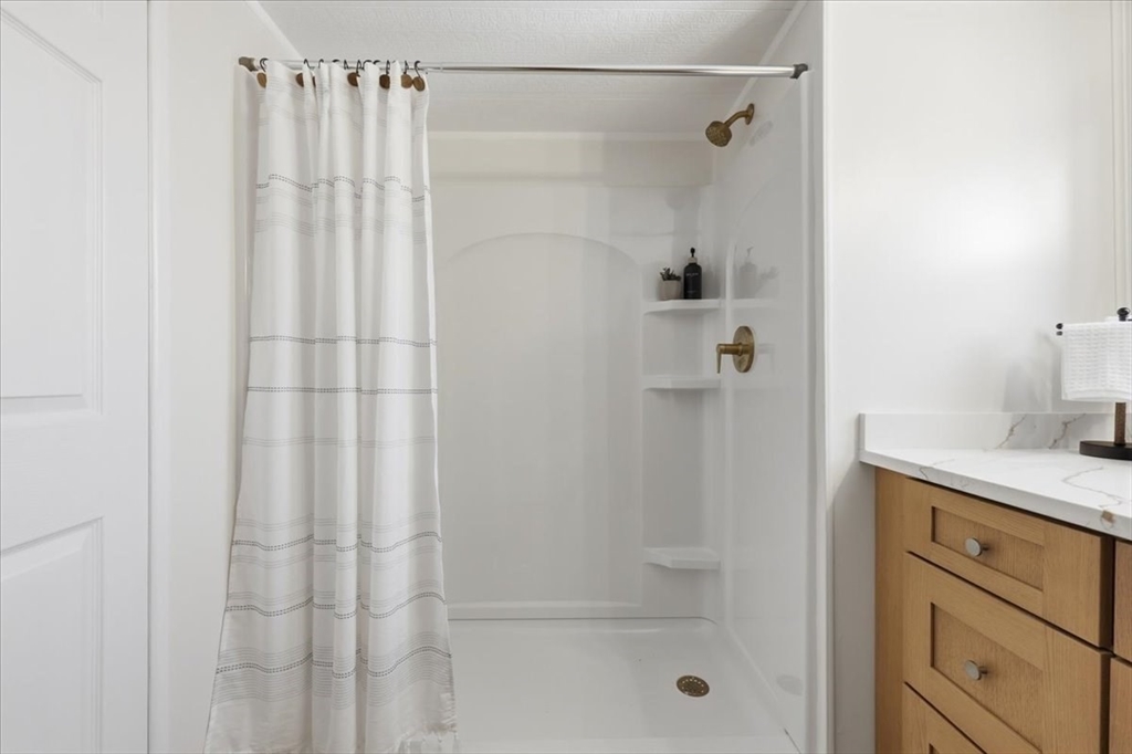 9 Valley Forge Road Taunton, MA 02780 - Photo 25 of 30