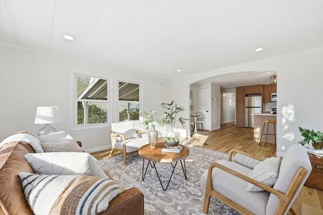 $249,900 | 9 Valley Forge Road, Taunton, MA 02780