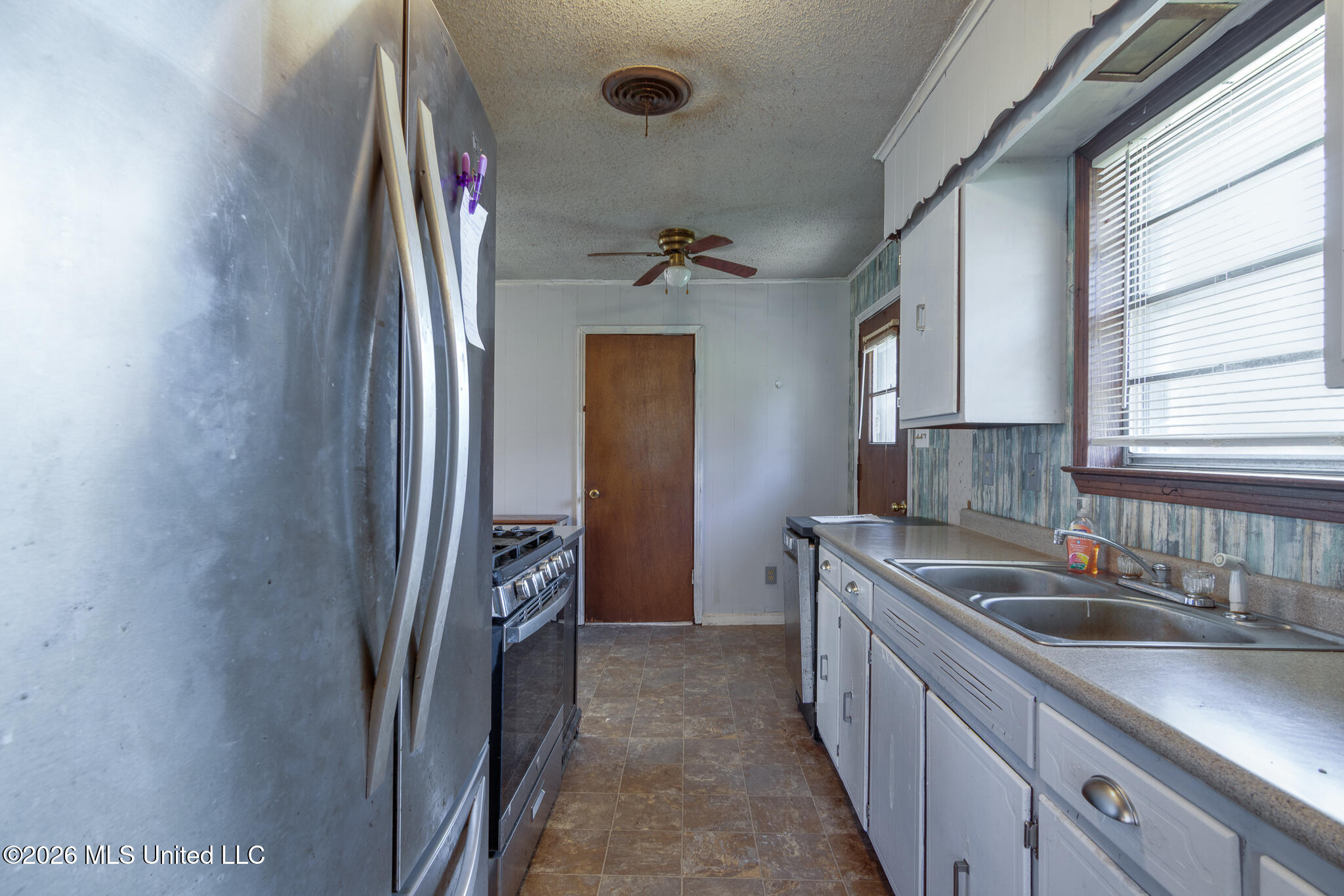 286 Tucker Road Holly Springs, MS 38635 - Photo 5 of 20 286 Tucker Road-9