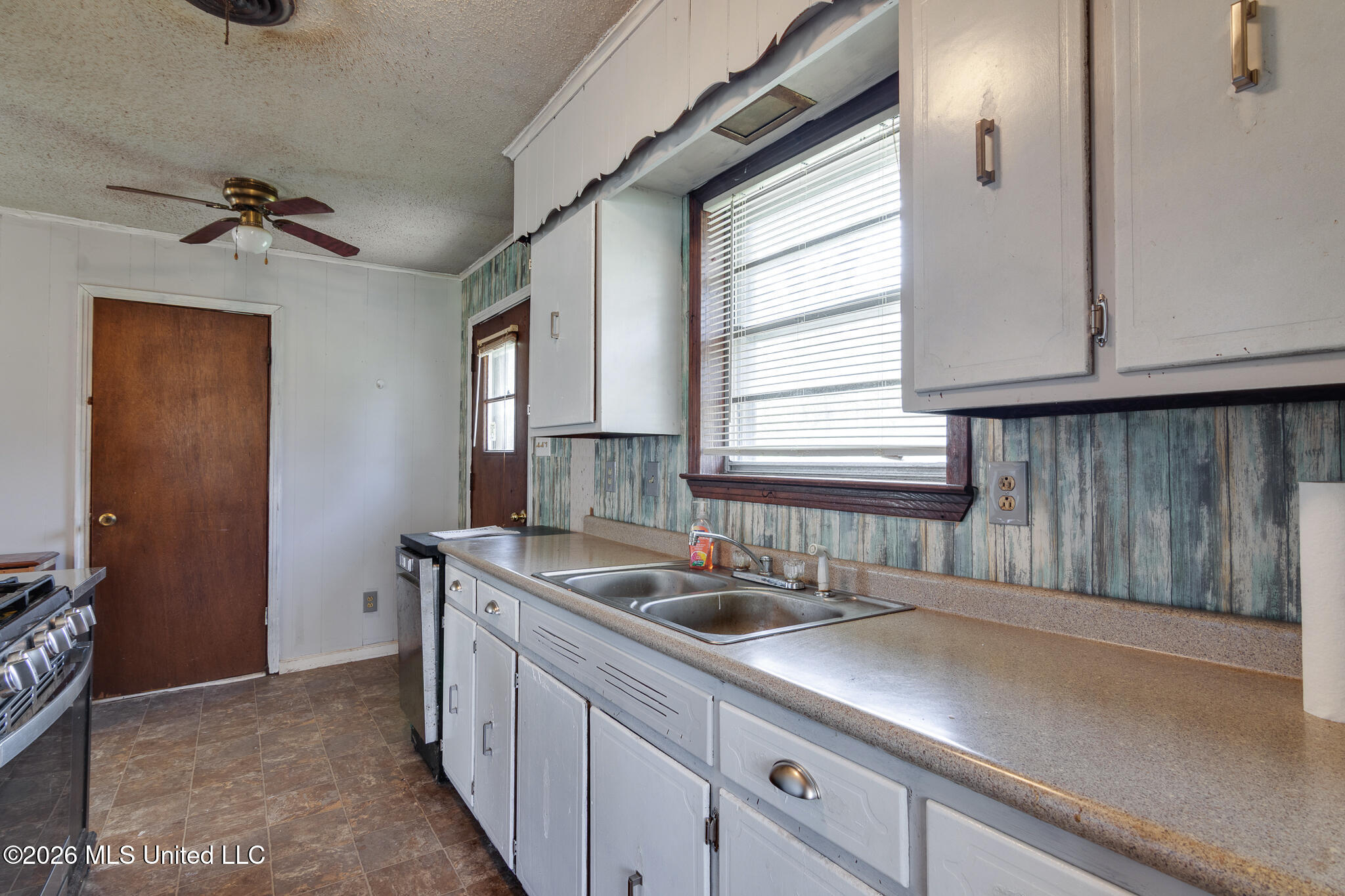 286 Tucker Road Holly Springs, MS 38635 - Photo 6 of 20 286 Tucker Road-10