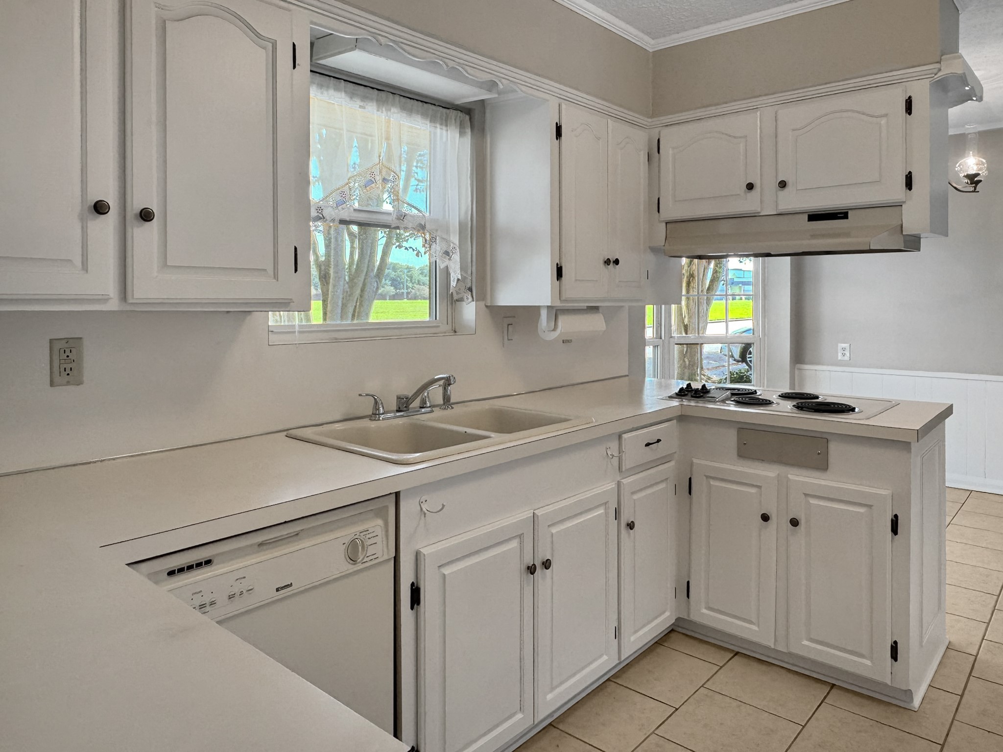 1726 Capstan Road Houston, TX 77062 - Photo 10 of 31 Gallery Image 10