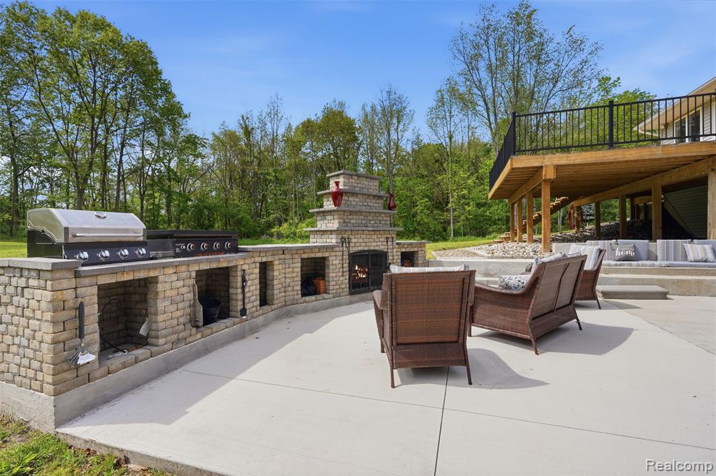 13158 Wood Road Bath, MI 48808 - Photo 47 of 72