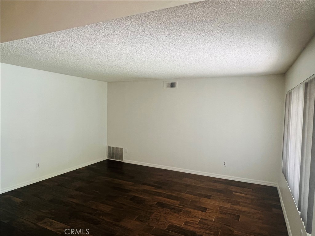 744 West Montrose Street Rialto, CA 92376 - Photo 2 of 18