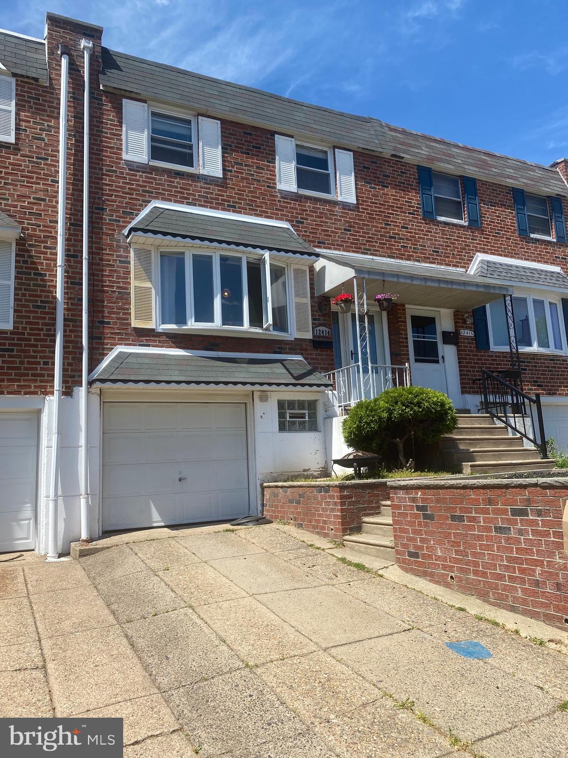 12414 Rambler Road Philadelphia, PA 19154 - Photo 1 of 38 2 car parking in driveway